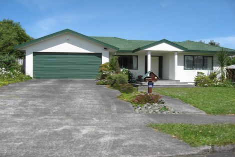 Photo of property in 3 Tokay Place, Huapai, Kumeu, 0810