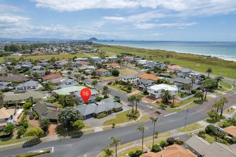 Photo of property in 16 Palm Beach Boulevard, Papamoa Beach, Papamoa, 3118