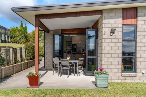 Photo of property in 9 Utopia Park Heights, Welcome Bay, Tauranga, 3112