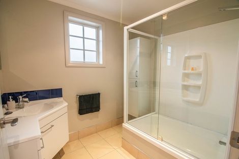 Photo of property in 3b Donegal Street, Cromwell, 9310