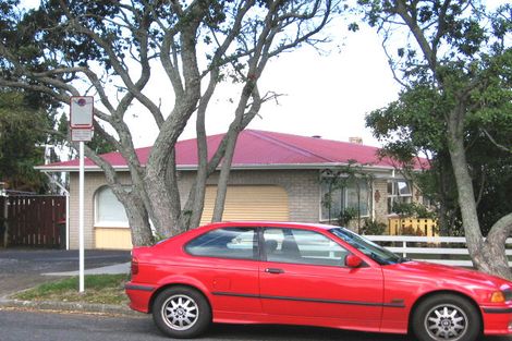 Photo of property in 67 Peter Buck Road, New Windsor, Auckland, 0600