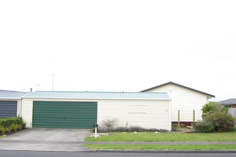Photo of property in 62 Sunnyvale Street, Bell Block, New Plymouth, 4312
