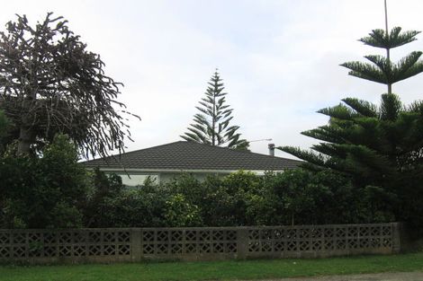 Photo of property in 2 Watson Drive, Paraparaumu Beach, Paraparaumu, 5032