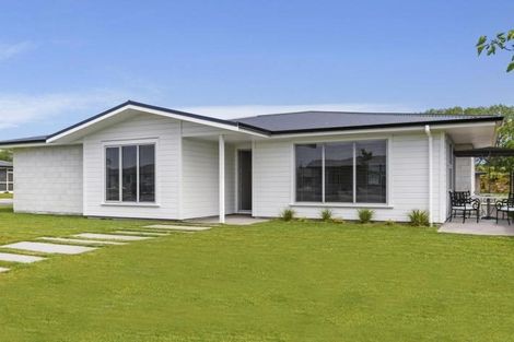 Photo of property in 28 Bastille Court, Rangatira Park, Taupo, 3330