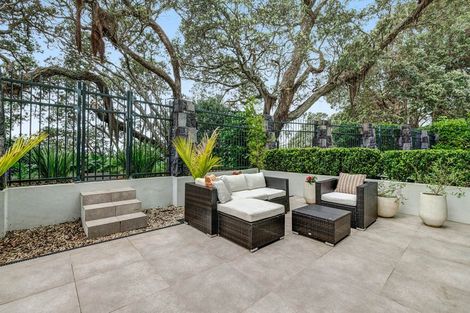 Photo of property in 1/7 The Promenade, Takapuna, Auckland, 0622