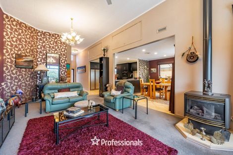 Photo of property in 1 Aldersgate Grove, Stokes Valley, Lower Hutt, 5019