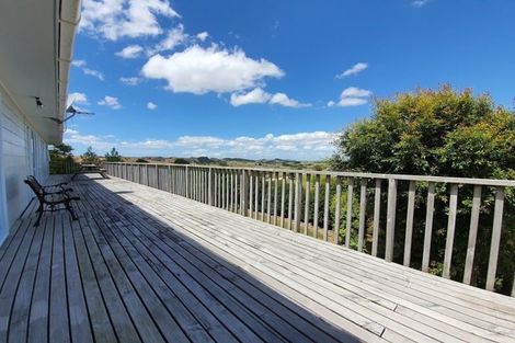 Photo of property in 18 Marohemo Road, Maungaturoto, 0583