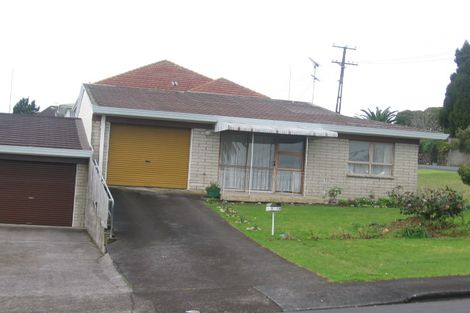 Photo of property in 2/14 Menary Street, Papakura, 2110