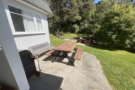 Photo of property in 22 Old Mill Road, Okiwi Bay, 7193