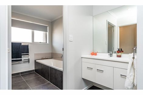 Photo of property in 26 Northcoast Place, Mangawhai Heads, Mangawhai, 0505