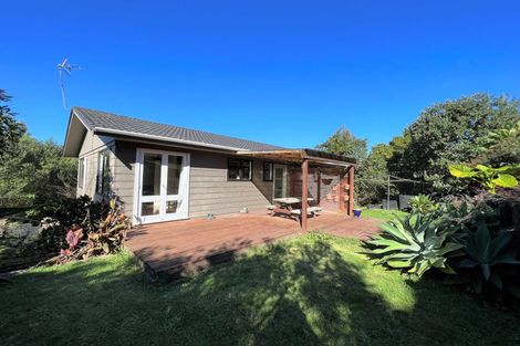 Photo of property in 16 Panzic Place, Glen Eden, Auckland, 0602