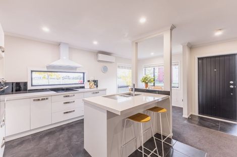 Photo of property in 32 Tennille Street, Flagstaff, Hamilton, 3210