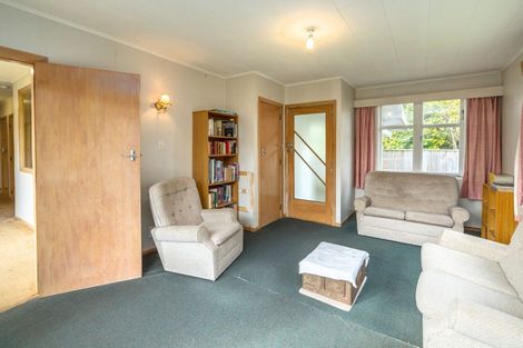 Photo of property in 79 Kuratawhiti Street, Greytown, 5712