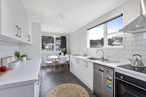 Photo of property in 20 Hamstead Street, Wainuiomata, Lower Hutt, 5014