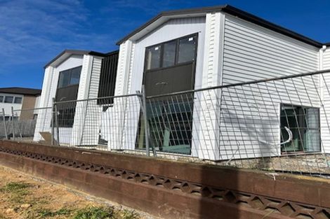 Photo of property in 8 Gardiner Grove, Mangere East, Auckland, 2024