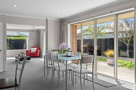 Photo of property in 22 Burbank Drive, Aidanfield, Christchurch, 8025