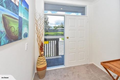 Photo of property in 46 Tairere Crescent, Rosehill, Papakura, 2113
