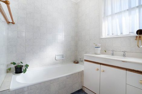 Photo of property in 27 Freyberg Street, Solway, Masterton, 5810