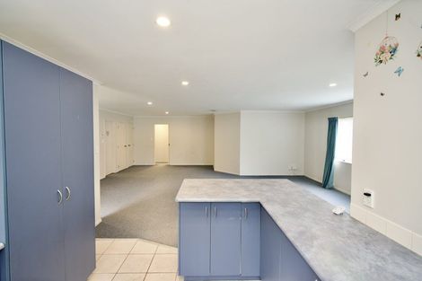 Photo of property in 5 Astrid Court, Awapuni, Palmerston North, 4412