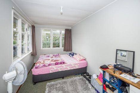 Photo of property in 29 Paul Crescent, Fairfield, Hamilton, 3214