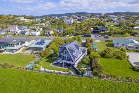 Photo of property in 10 Rimu Street, Kaka Point, Balclutha, 9271