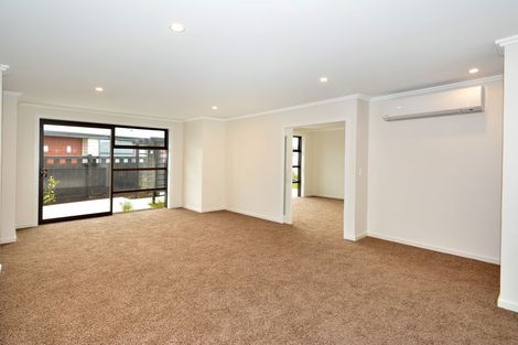 Photo of property in 23 Glengarry Road, Glen Eden, Auckland, 0602
