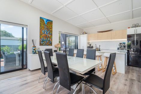 Photo of property in 10 Voyager Place, Cooks Beach, Whitianga, 3591