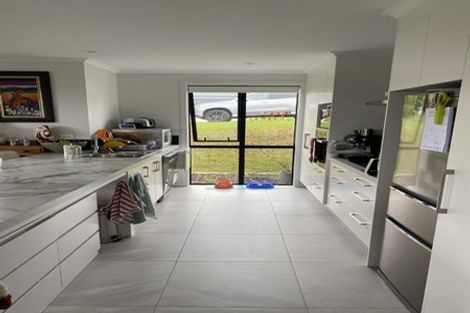 Photo of property in 11 Stingray Drive, Omokoroa, 3114