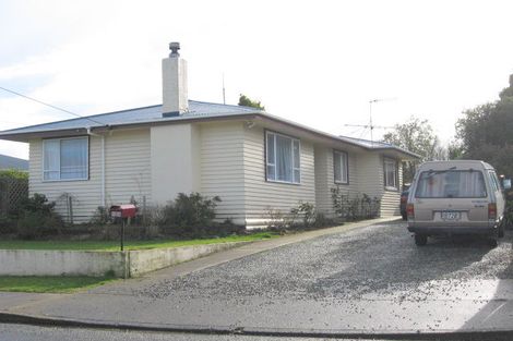 Photo of property in 125 Edinburgh Crescent, Waikiwi, Invercargill, 9810