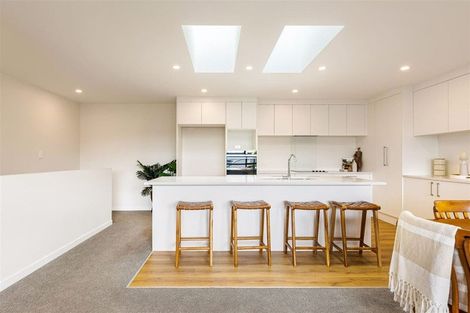 Photo of property in 12b Bluefin Way, West Harbour, Auckland, 0618