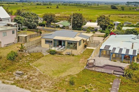 Photo of property in 231 Pukehina Parade, Pukehina, 3189