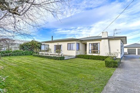 Photo of property in 39 Main Rd Clive, Clive, 4102