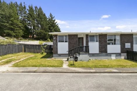 Photo of property in 2/47 Stockdale Street, Wainuiomata, Lower Hutt, 5014
