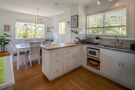 Photo of property in 7 Watson Street, Akaroa, 7520