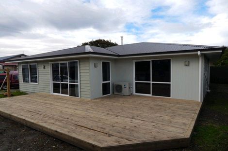 Photo of property in 24 Peel Street, Westport, 7825