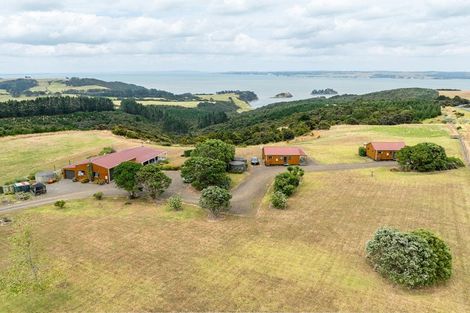 Photo of property in 986 Tinopai Road, Tinopai, Matakohe, 0593