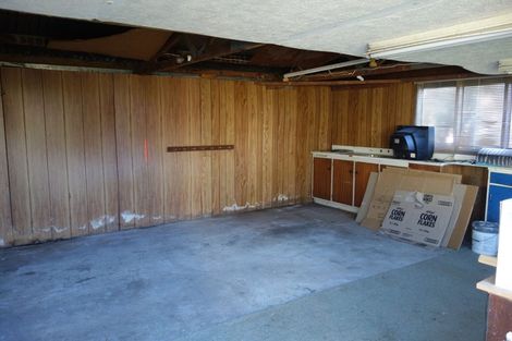 Photo of property in 5 Lisa Rise, Half Moon Bay, Auckland, 2012