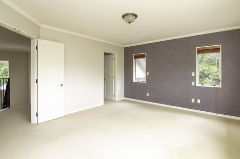 Photo of property in 4 Pastoral Lane, Hokowhitu, Palmerston North, 4410