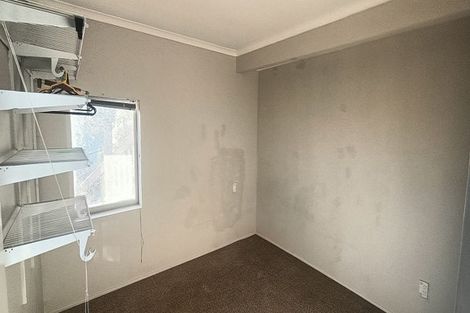 Photo of property in 120 Nicholson Road, Khandallah, Wellington, 6035