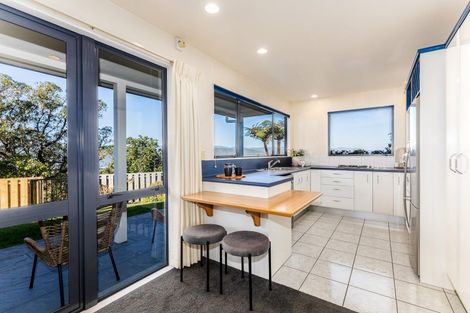 Photo of property in 5 Saint Elizabeth Heights, Normandale, Lower Hutt, 5010