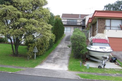 Photo of property in 27 Lastel Place, Shelly Park, Auckland, 2014