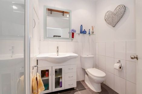 Photo of property in 61 Polkinghorne Drive, Manly, Whangaparaoa, 0930