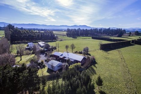 Photo of property in 2084 North Eyre Road, West Eyreton, Rangiora, 7475