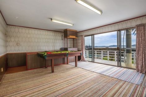 Photo of property in 25 Paekakariki Hill Road, Pauatahanui, Porirua, 5381