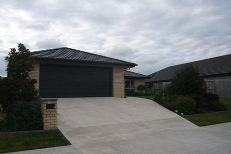 Photo of property in 129 Saint James Drive, Huntington, Hamilton, 3210