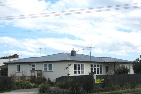 Photo of property in 225 Puriri Street, Castlecliff, Wanganui, 4501