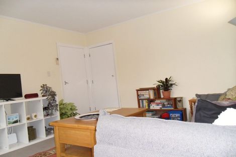 Photo of property in 1/144 Nicholson Road, Khandallah, Wellington, 6035