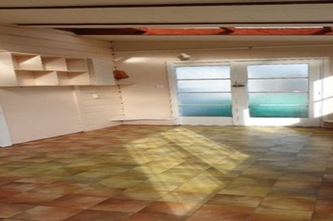 Photo of property in 203 Egmont Street, Patea, 4520