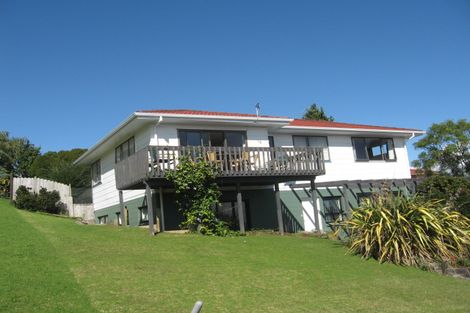 Photo of property in 51 Lewisham Street, Highland Park, Auckland, 2010