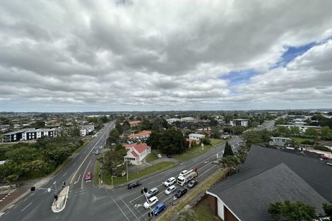 Photo of property in 904/1 Buscomb Avenue, Henderson, Auckland, 0610